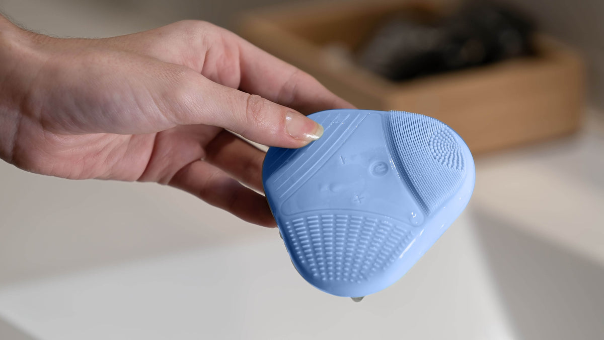 Spazzola viso vibrante Silicon Cleansing Italian Design