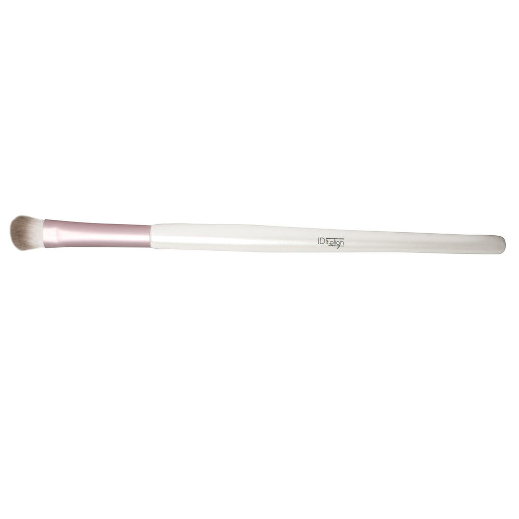 PINCEAU DE MAQUILLAGE POUR FARDS À PAUPIÈRES