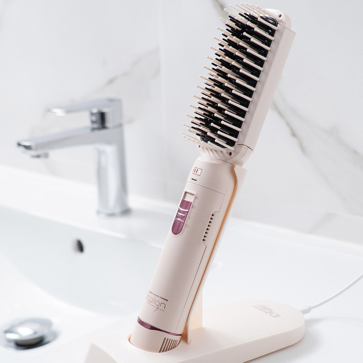 Escova alisadora de cabelo sem fios Cyclone Care
