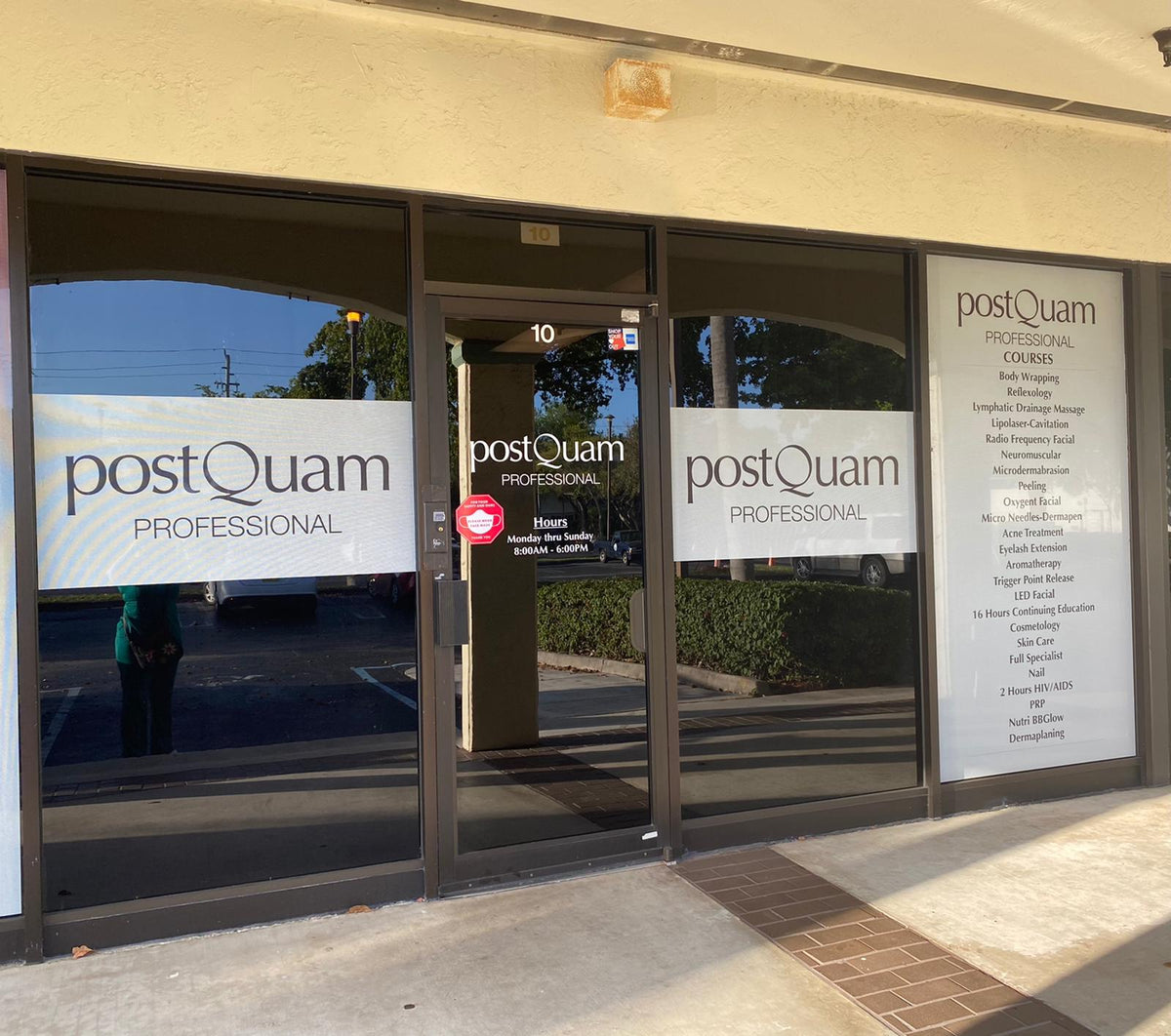 The Beauty Corner PALM BEACH