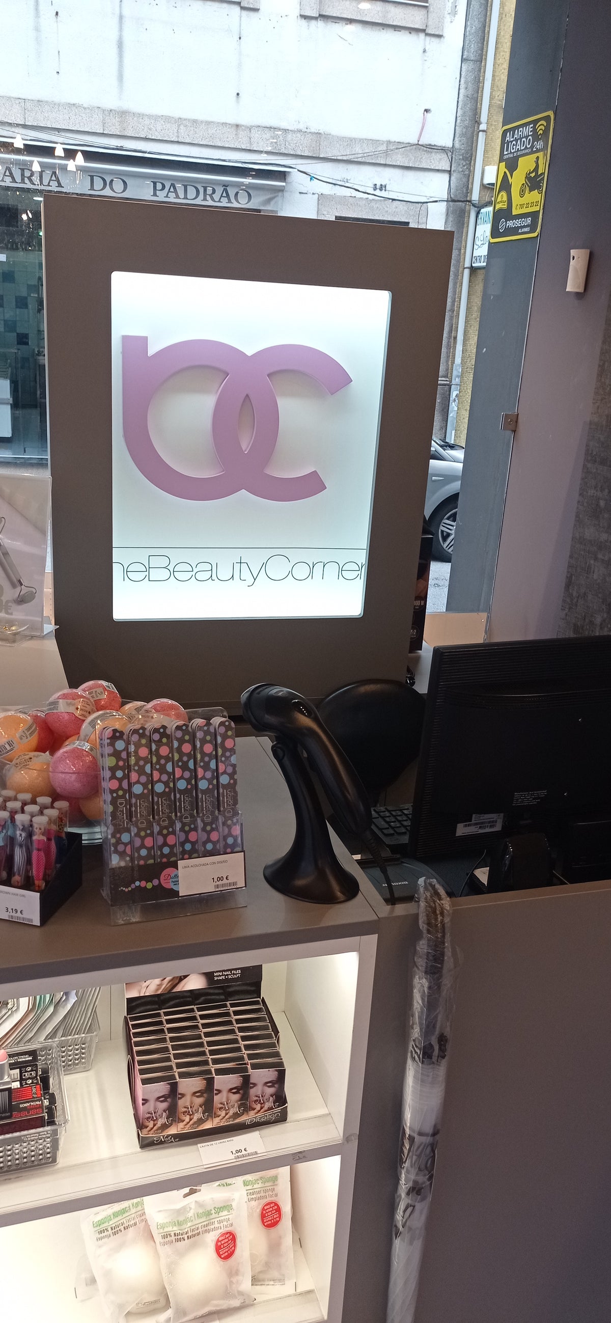 The Beauty Corner - Oporto (Rua Santo Idelfonso 384)